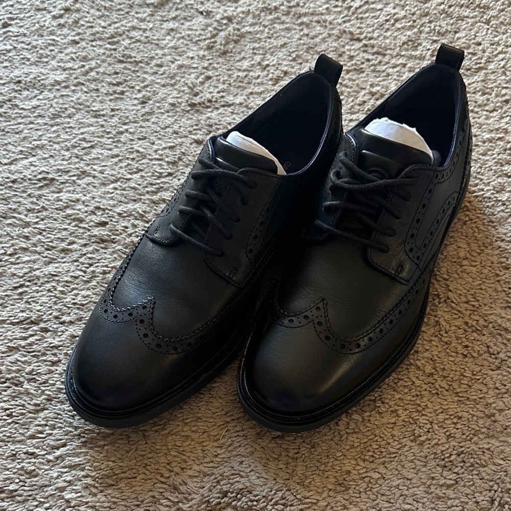 Classic Black Brogue Men's Shoes